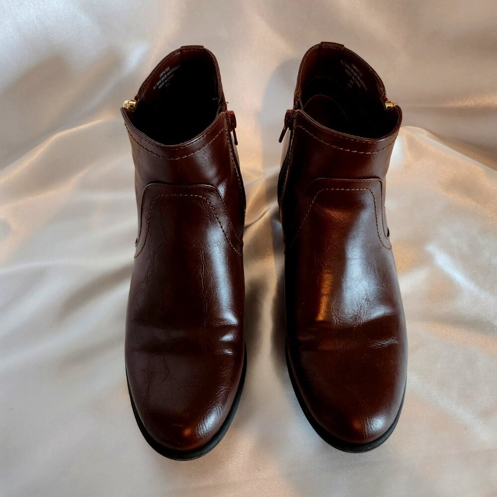 Unisa "Unpatsie" Bootie Gold Zipper and Stitching Details.